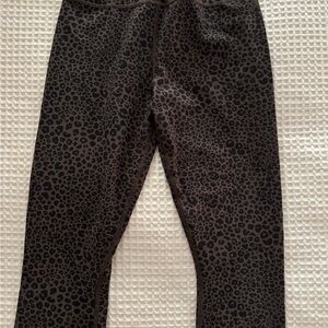 ALO Yoga Black and Green Leggings